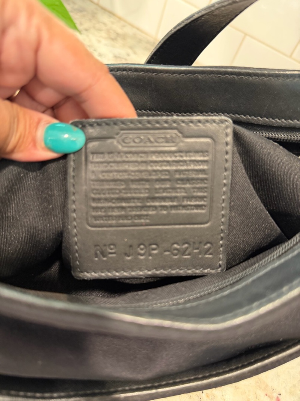 Coach Black Nylon shoulder vintage Bag - Classic Everyday Shoulder Bag - Picture 7 of 16